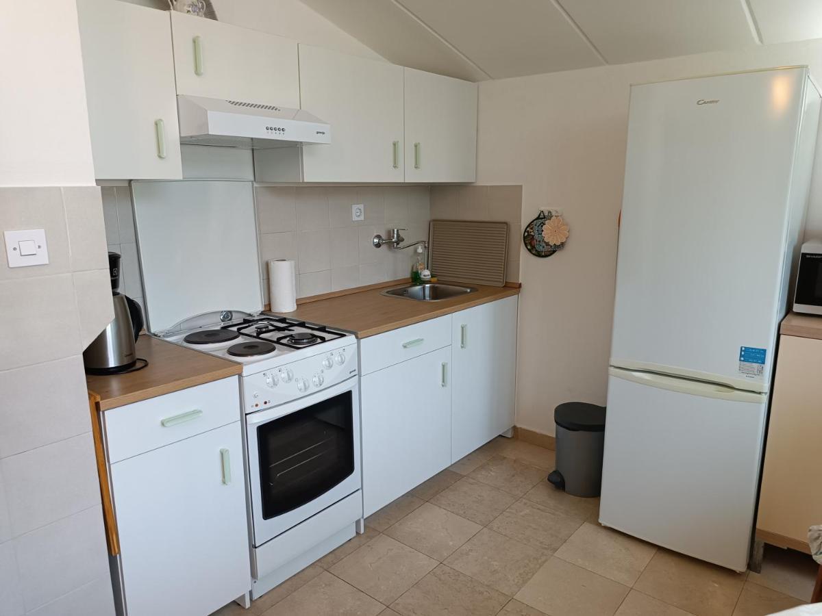 Levak Apartments - Apt. 1 Pjescana Uvala Dış mekan fotoğraf